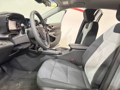 New 2026 Chevrolet Trax LS w/ LS Convenience Package FWD image 8