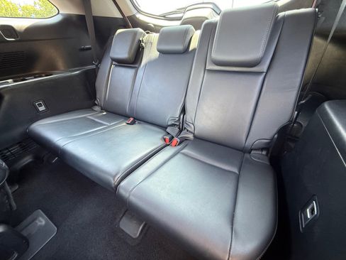 Used 2016 Toyota Highlander Limited image 21