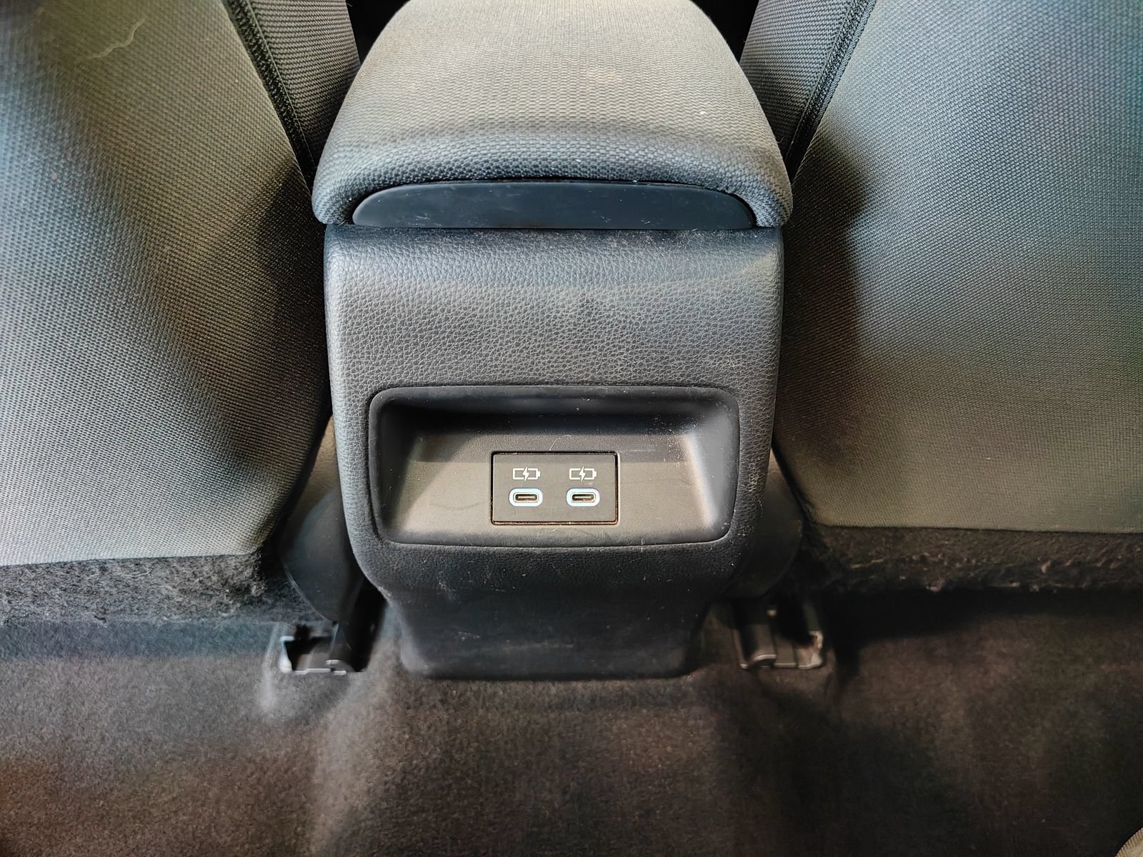 Used 2025 Toyota Corolla LE FWD image 25