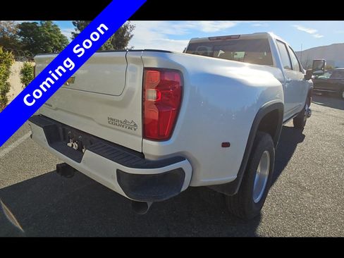 Used 2024 Chevrolet Silverado 3500 High Country w/ High Country Premium Package AWD/4WD image 4