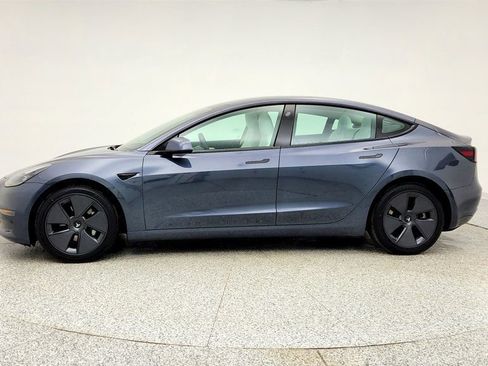 Used 2022 Tesla Model 3 Long Range image 8
