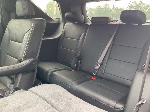 Used 2026 Chevrolet Traverse High Country w/ LPO, Floor Liner Package AWD/4WD image 10