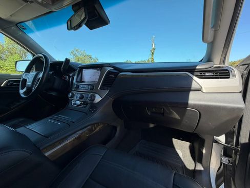 Used 2016 GMC Yukon XL Denali w/ Open Road Package image 31