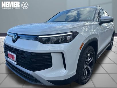 New 2026 Volkswagen Tiguan SE