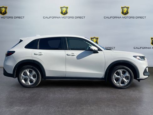 Used 2023 Honda HR-V LX image 6