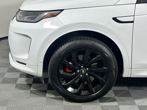 Used 2025 Land Rover Discovery Sport S image 10