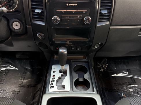 Used 2015 Nissan Titan SV w/ SV Value Truck Package AWD/4WD image 25