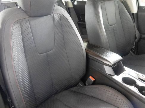 Used 2015 Chevrolet Equinox LS image 38