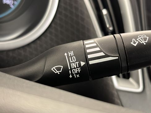 Used 2022 Chevrolet Malibu LT FWD image 28