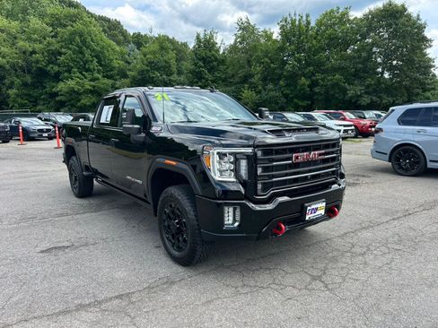 Used 2021 GMC Sierra 3500 AT4 w/ AT4 Premium Plus Package AWD/4WD image 9