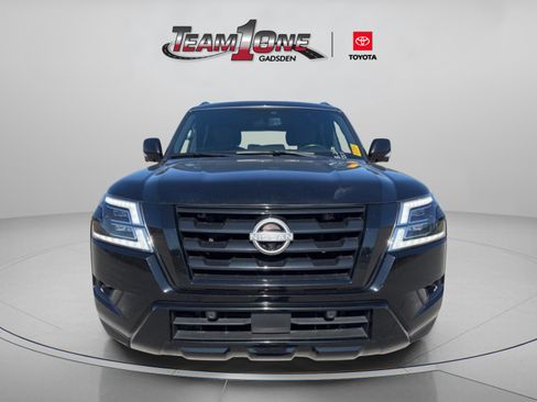 Used 2022 Nissan Armada SL w/ Midnight Edition Package image 2