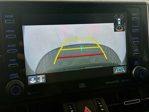 Used 2021 Toyota RAV4 Limited image 23