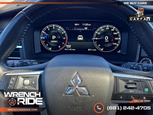 Used 2022 Mitsubishi Outlander SE image 17