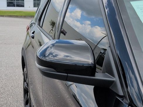 Used 2020 Ford Explorer ST w/ ST Street Pack AWD/4WD image 13