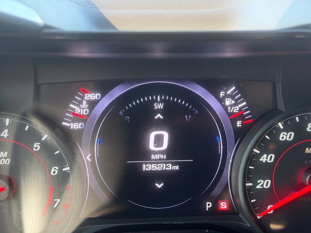 Used 2019 Chevrolet Camaro SS w/ Black Appearance Package RWD image 20