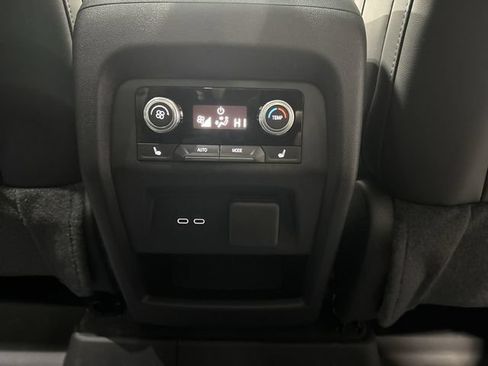 New 2026 GMC Acadia AT4 w/ Luxury Package AWD/4WD image 24