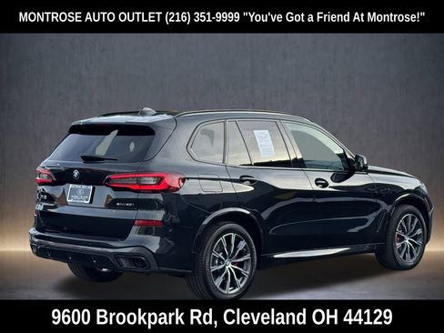 Used 2022 BMW X5 xDrive40i w/ M Sport Package image 4