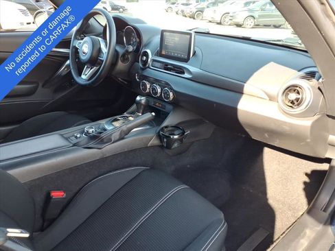 Used 2020 FIAT 124 Spider Classica w/ Mopar All Weather Plus Group image 13