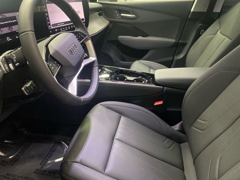 New 2026 Audi Q3 quattro 2.0T image 6