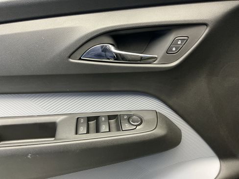 New 2027 Chevrolet Bolt LT w/ Comfort Package FWD image 9