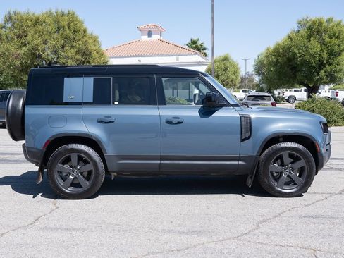Used 2023 Land Rover Defender 110 S AWD/4WD image 4