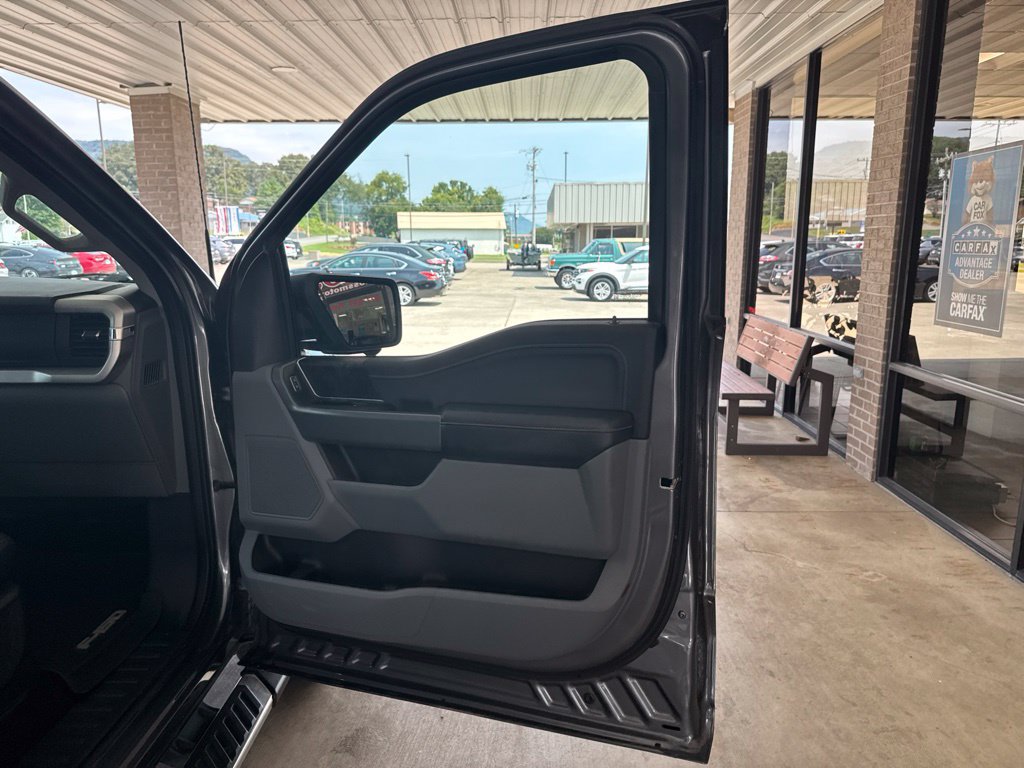 Used 2022 Ford F150 XLT w/ Equipment Group 302A High AWD/4WD image 19