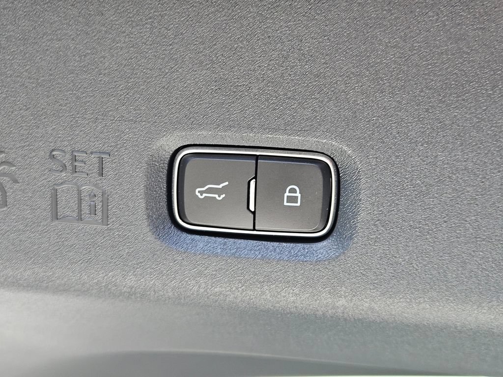 New 2027 Lincoln Navigator Reserve w/ Jet Appearance Package AWD/4WD image 13