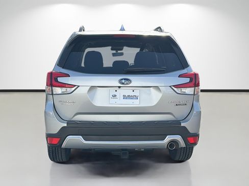 Used 2019 Subaru Forester Touring w/ Popular Package #3 AWD/4WD image 4