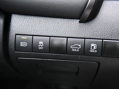 Used 2023 Toyota Camry SE image 30