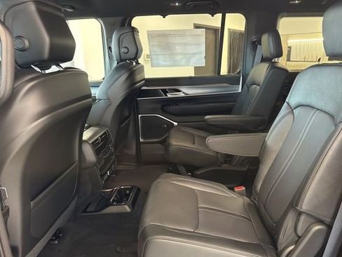 New 2026 Jeep Grand Wagoneer Limited w/ Convenience Group I image 22
