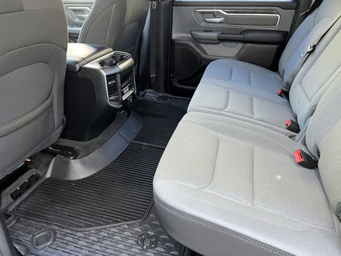Used 2021 RAM 1500 Big Horn AWD/4WD image 18