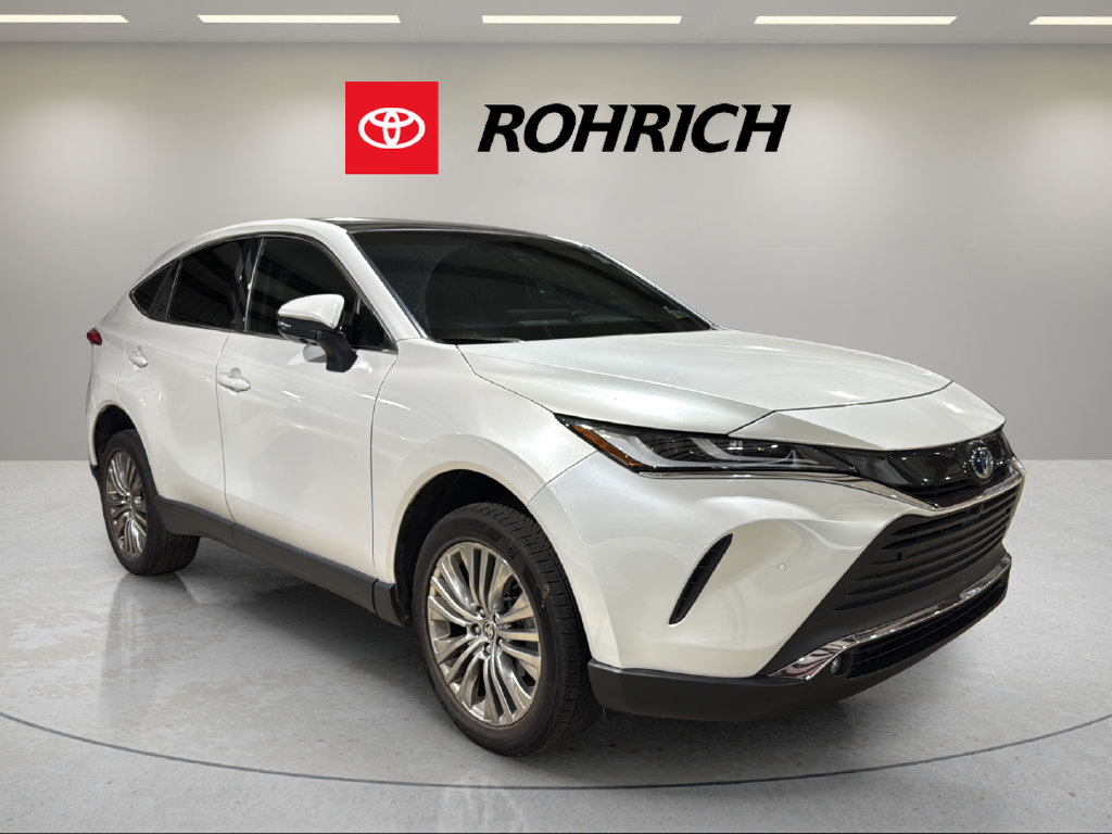 Used 2023 Toyota Venza Limited AWD/4WD image 4