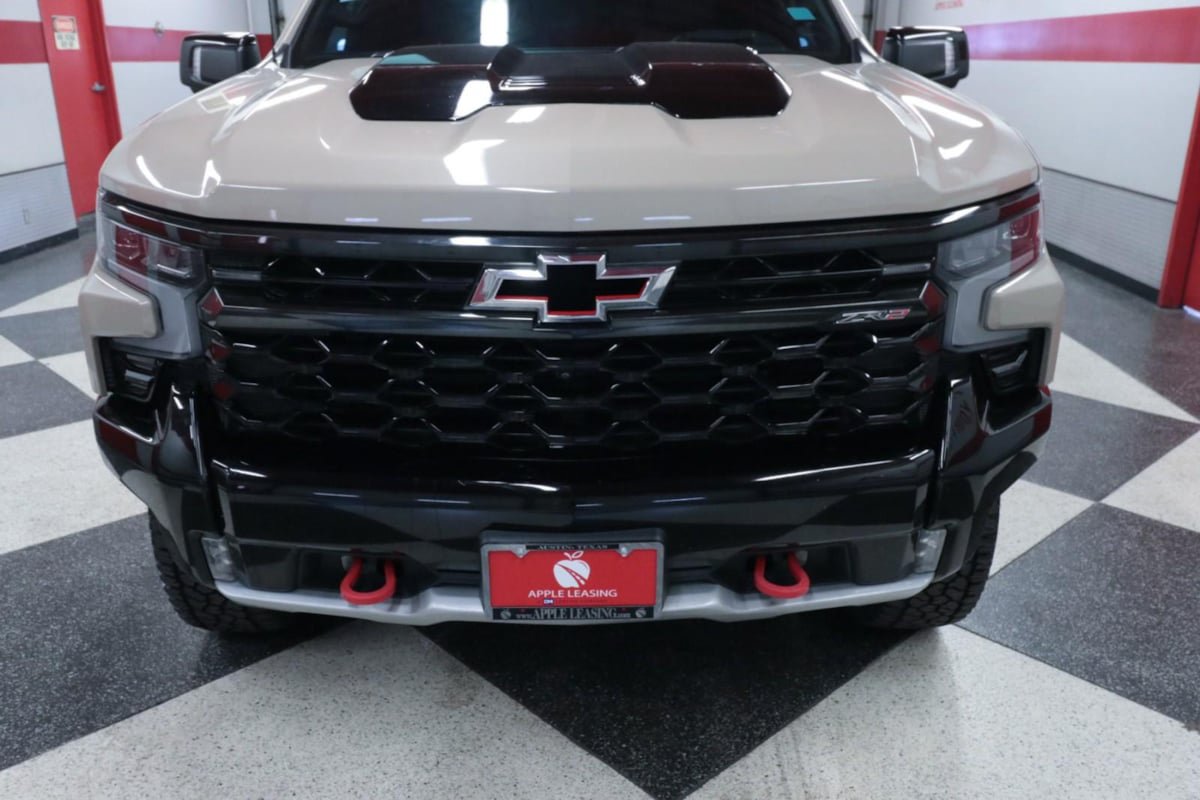 Used 2022 Chevrolet Silverado 1500 ZR2 w/ Technology Package AWD/4WD image 5