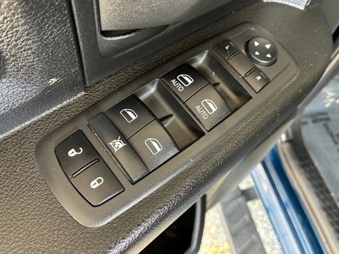 Used 2022 RAM 2500 Tradesman AWD/4WD image 9