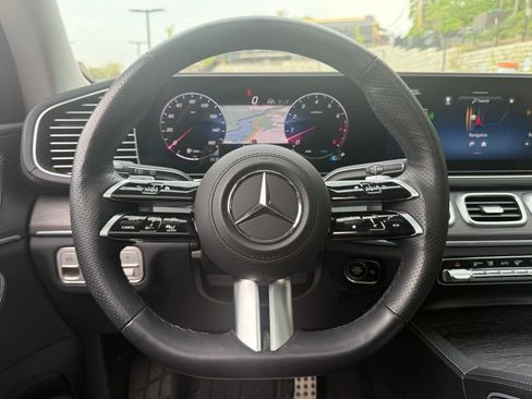 Used 2026 Mercedes-Benz GLS 450 4MATIC image 30
