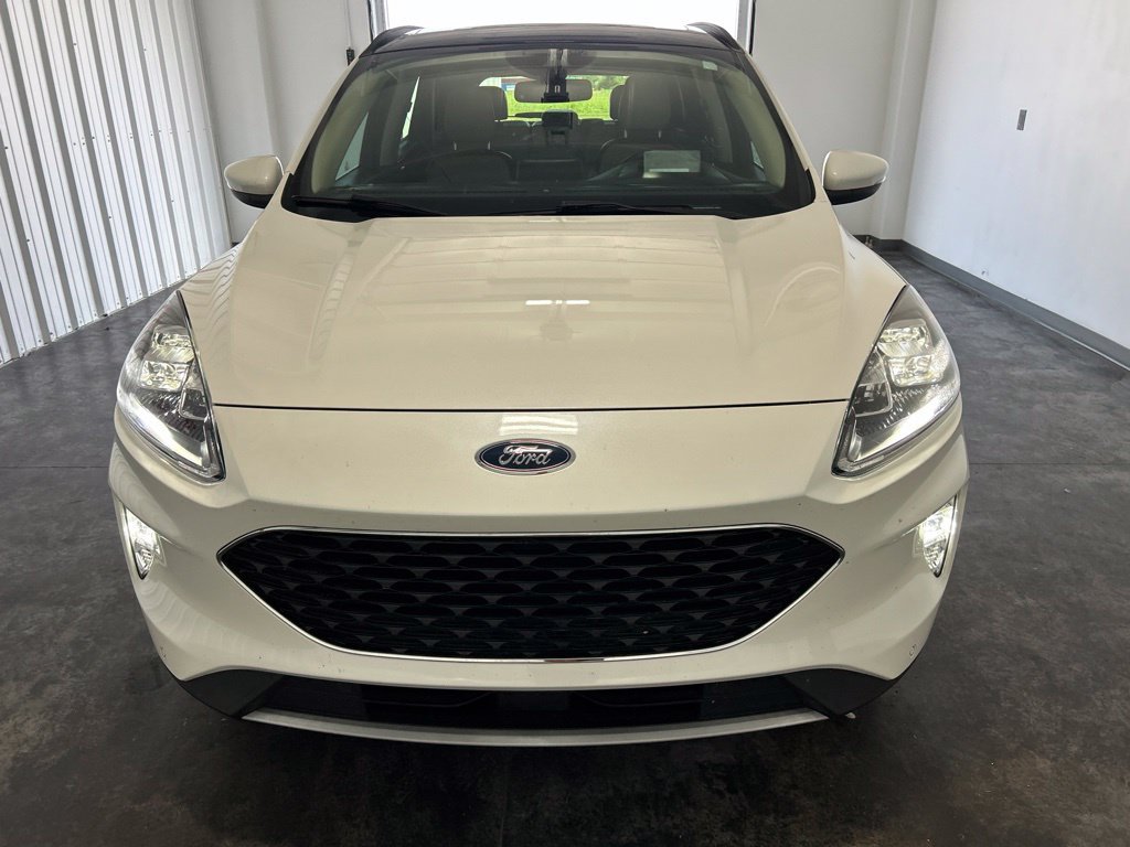 Used 2020 Ford Escape Titanium w/ Titanium Premium Package 2.0 AWD/4WD image 6