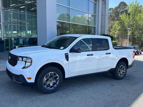 New 2026 Ford Maverick XLT FWD image 2