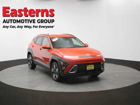 Used 2024 Hyundai Kona SEL AWD/4WD image 48