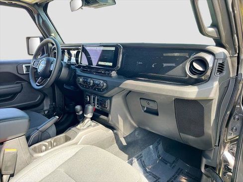 Certified 2024 Jeep Wrangler Sport AWD/4WD image 27