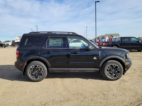 New 2025 Ford Bronco Sport Outer Banks w/ Outer Banks Tech Package+ image 2