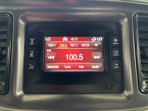 Used 2017 Dodge Challenger R/T image 17