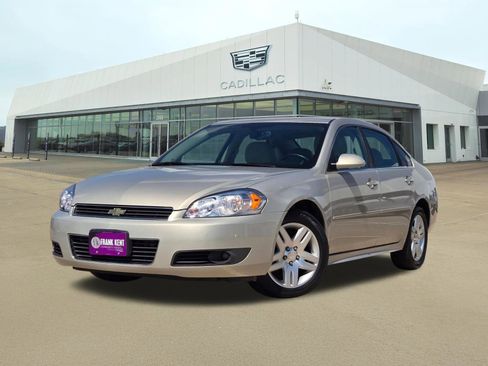 Used 2011 Chevrolet Impala LT w/ Luxury Edition Package FWD image 1