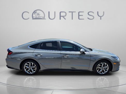 Certified 2023 Hyundai Sonata SEL FWD image 6
