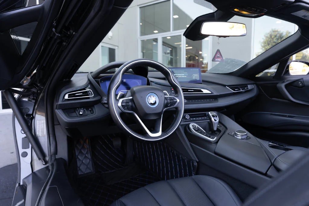 Used 2019 BMW i8 Roadster AWD/4WD image 24