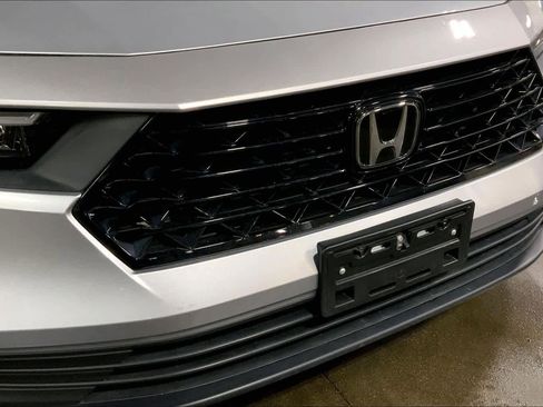 Used 2024 Honda Accord LX image 30