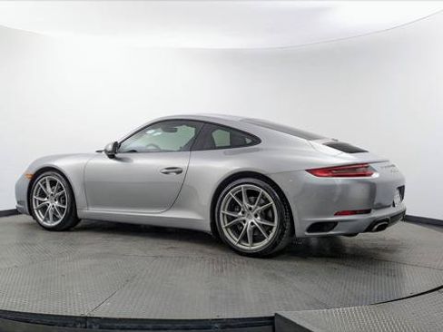 Used 2018 Porsche 911 Carrera RWD image 6