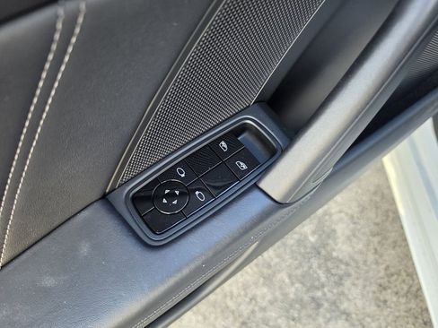 Used 2021 Porsche 911 Turbo image 10