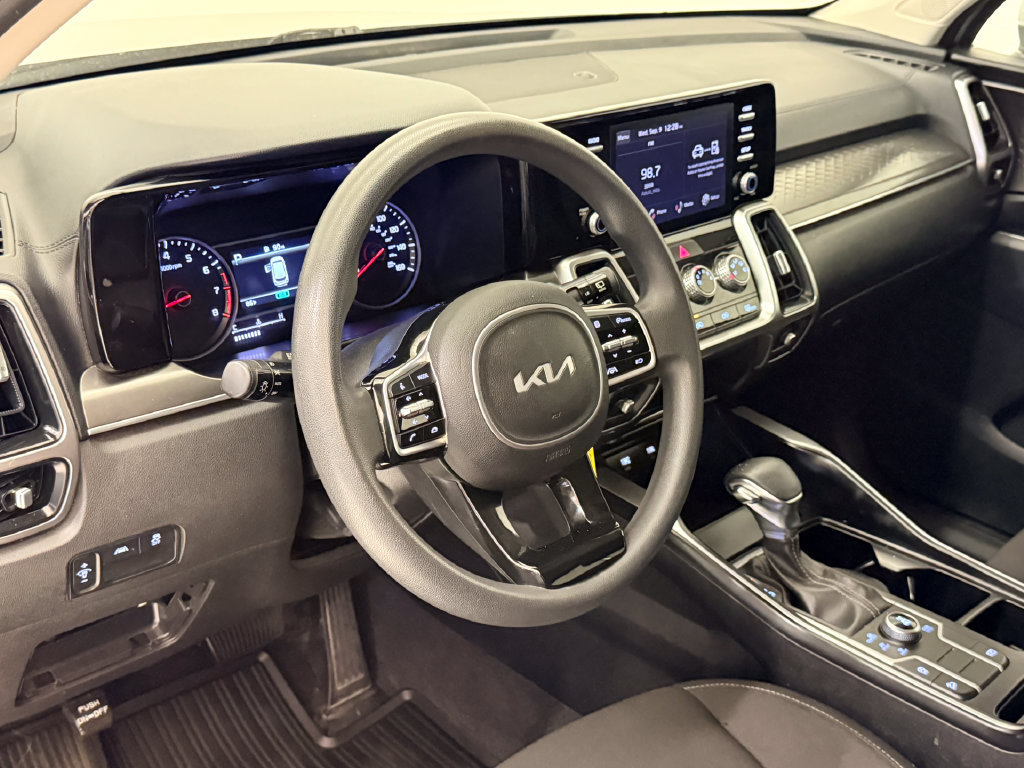 Used 2022 Kia Sorento LX AWD/4WD image 20