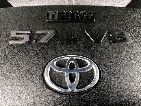 Used 2014 Toyota Tundra Limited image 31