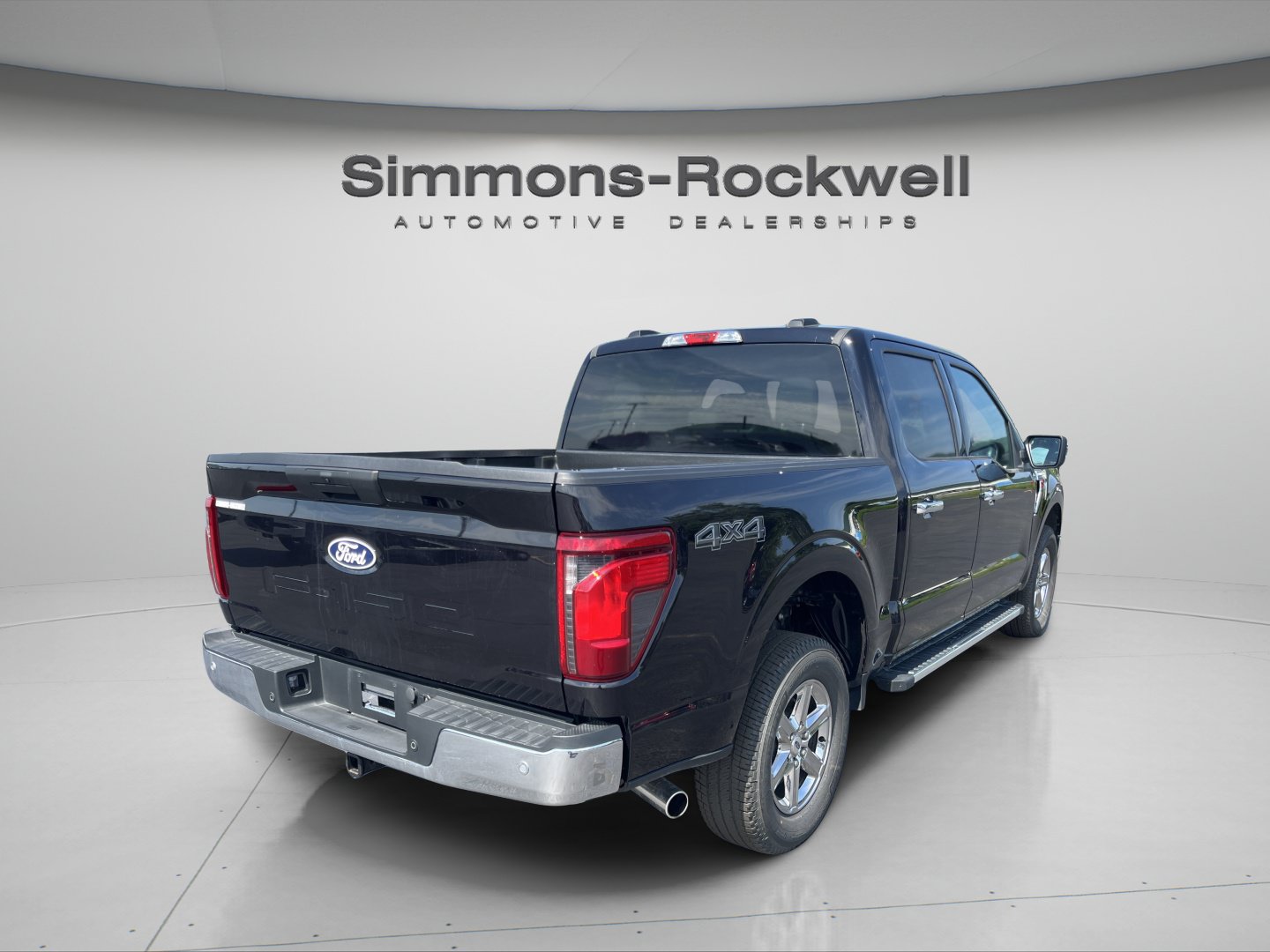 Used 2025 Ford F150 XLT w/ Equipment Group 301A Standard AWD/4WD image 5
